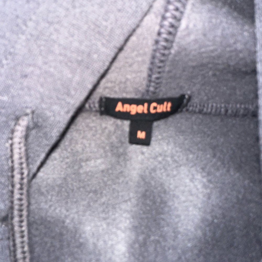 Woman’s Sweatshirt